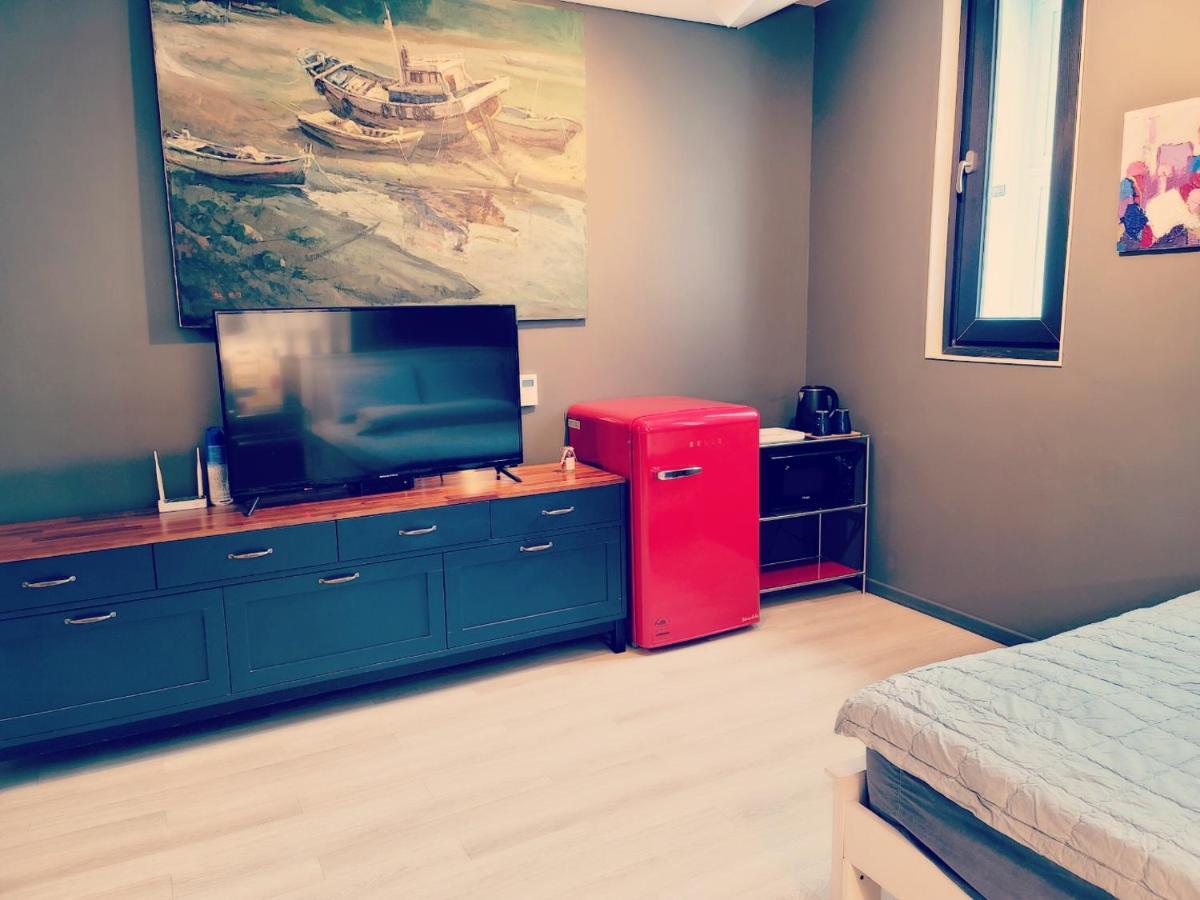 Picasso Guesthouse Mokpo Exterior photo