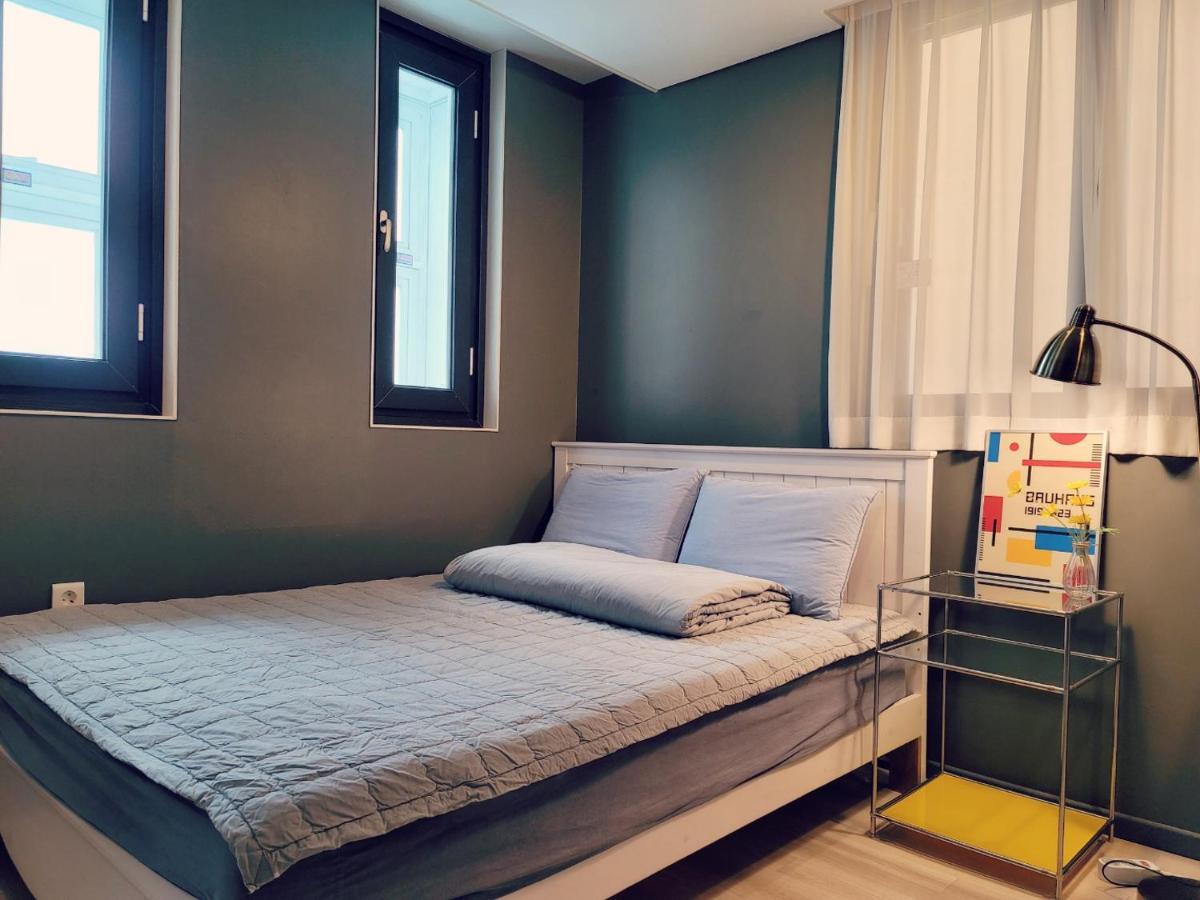 Picasso Guesthouse Mokpo Exterior photo