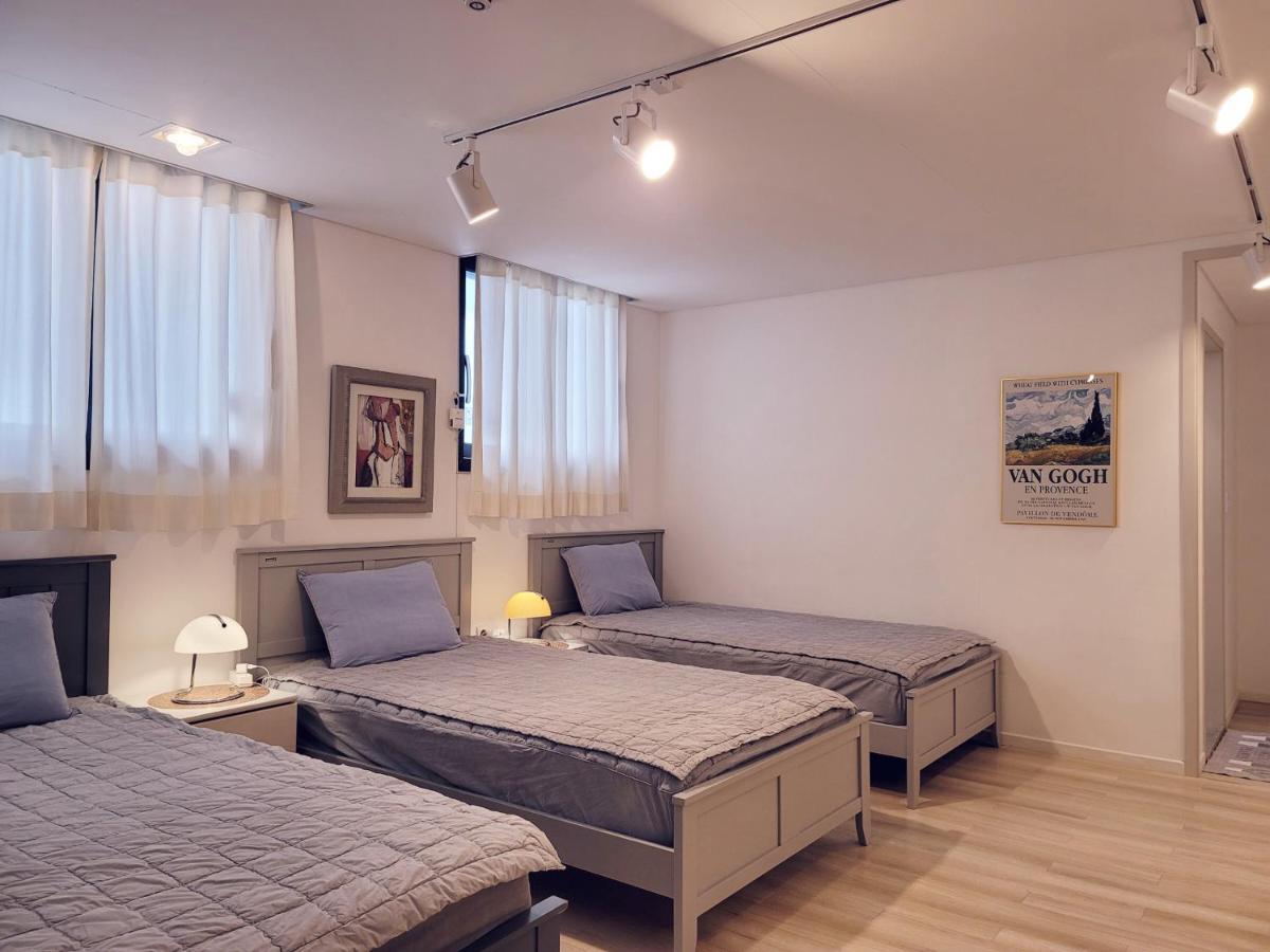 Picasso Guesthouse Mokpo Exterior photo